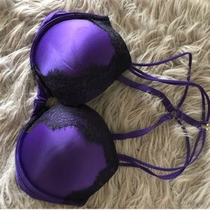 Very Sexy Victoria’s Secret Strappy Bra 34DD